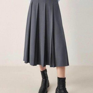 Grey Pleated Skirt - XS
